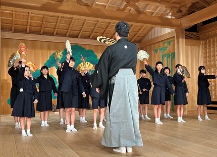  幽玄の世界 －能楽に浸ろう－